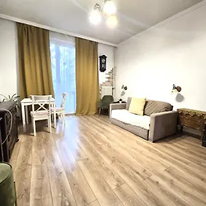 Happy Old Town Apartment
